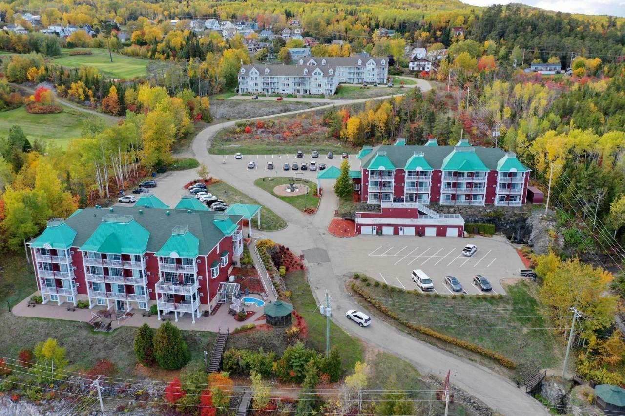 Les Pavillons Du Petit Manoir Du Casino Hotel La Malbaie Exterior photo
