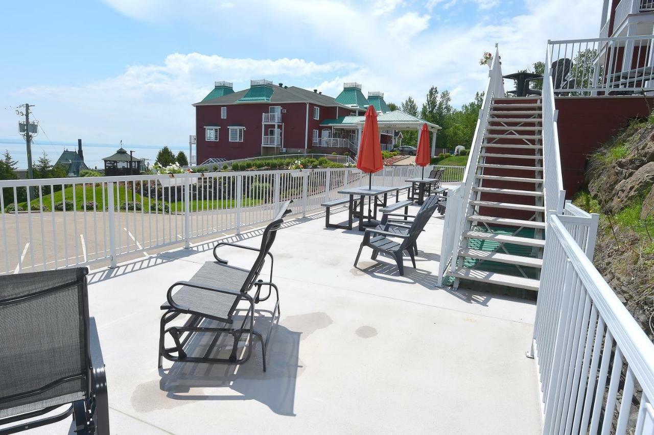 Les Pavillons Du Petit Manoir Du Casino Hotel La Malbaie Exterior photo